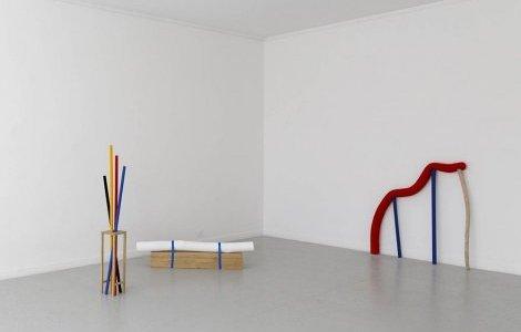 Eva Taulois, vue de l'exposition "Complément d'objets". Espace d'Art Contemporain Camille Lambert, Juvisy-sur-Orge, 2014 © Laurent Ardhuin 